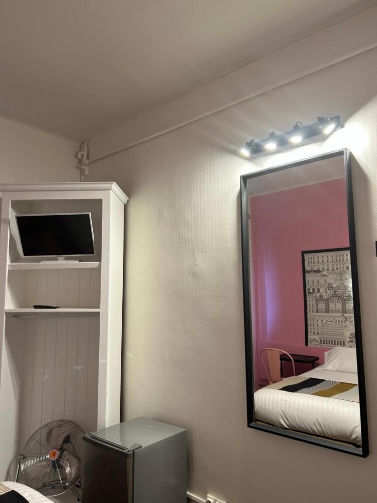 Hotel De La Croix-Rousse Lyon Dış mekan fotoğraf