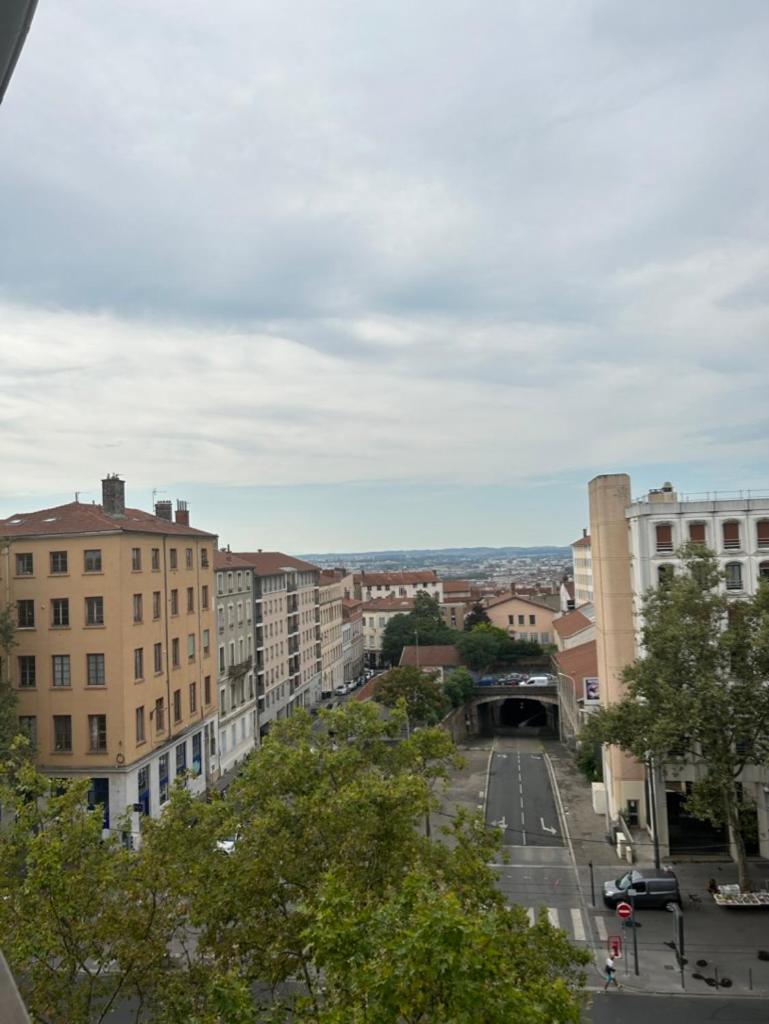 Hotel De La Croix-Rousse Lyon Dış mekan fotoğraf